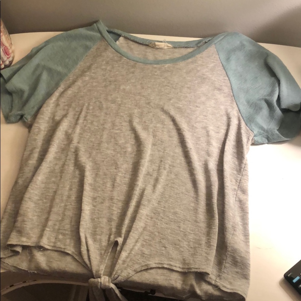 cropped t-shirt